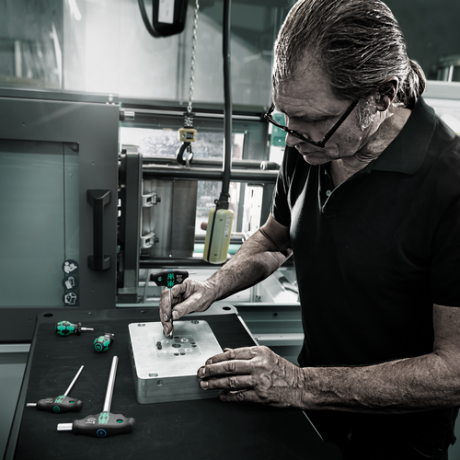 Шестигранна викрутка Wera з поперечною ручкою, Hex-Plus 454 HF, з фіксуючою функцією, 10×200мм, 05023355001